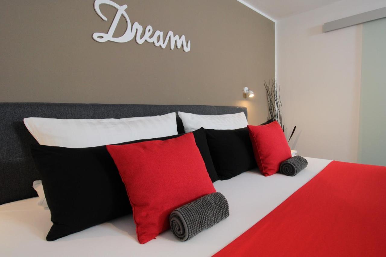 My Home Hotel Lamm Rottweil "Smart Home" Buitenkant foto